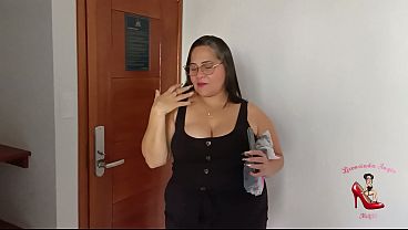 Contrato a mucama pero termino con una puta madurita (GALLINA VIEJA DA BUEN CALDO)
