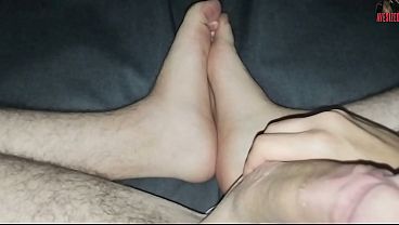 I cum on my feet then play with my cumshot (with also my feet)
