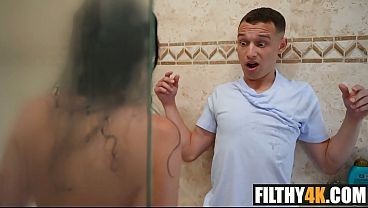 Jealous Stepbro Cleanses Stepsis in the Shower Johnny Love, Luxe La Fox