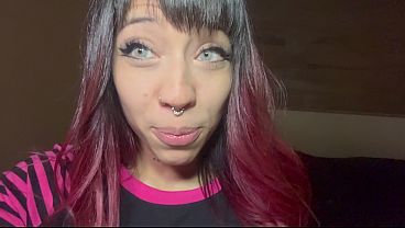Le hago anal a mi hermanastra porque me descubre mirando hentai