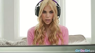 Try to game while I am anal fucking you